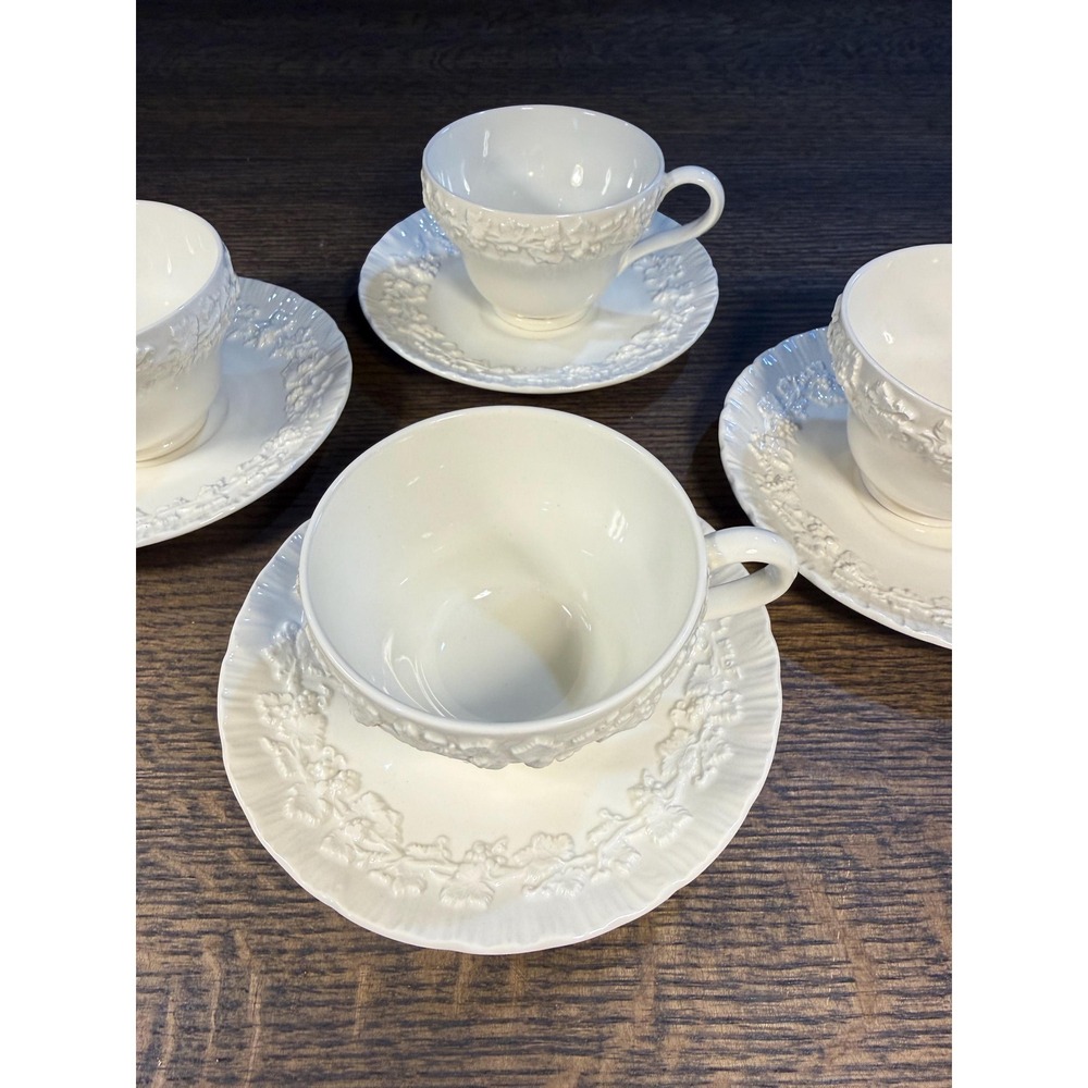 Vintage Wedgwood Embossed‎ Queens Ware Creamware Cups and Saucers, Set of 4 - Picture 7 of 16